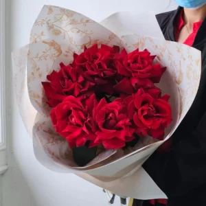 Red Ecuadorian Rose Basic Bouquet