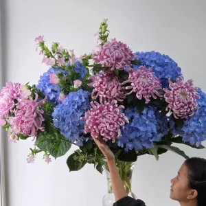 Signature Fluff's Choice AA Bouquet