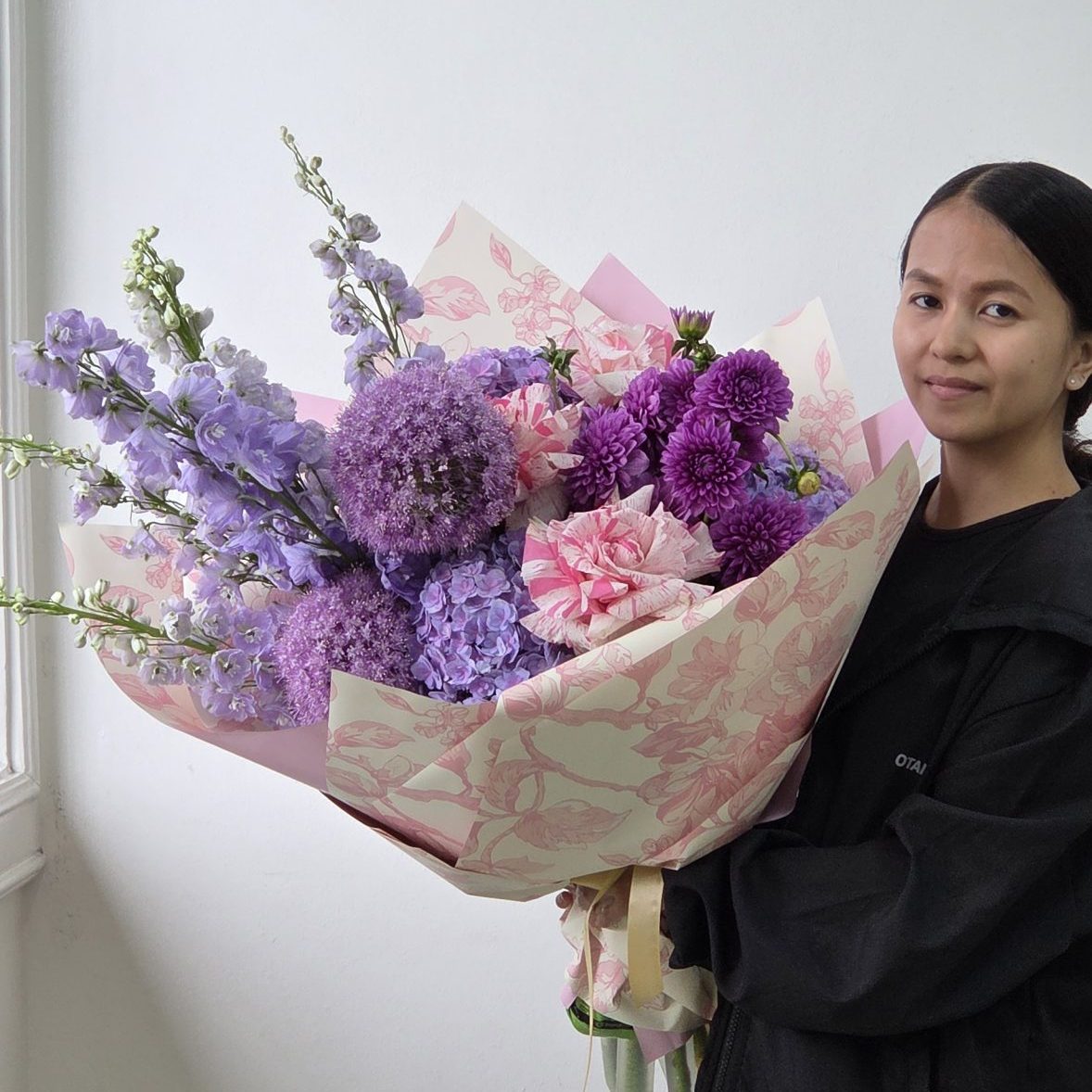 Signature Fluff's Choice AA Bouquet - Image 6