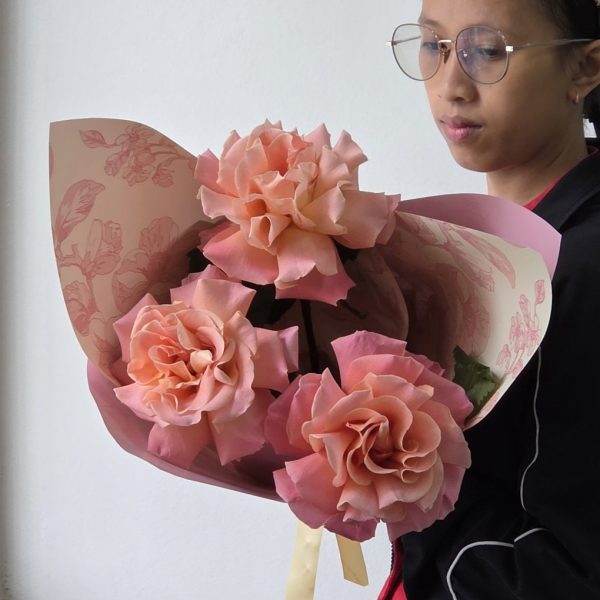 Signature Sugar Bouquet - Image 2