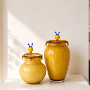 Bee Vase 1